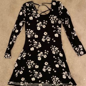 SO black and white floral dress